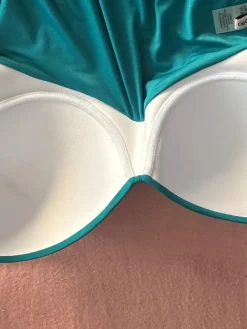 Badeanzug Größe 54