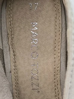 Cut-Out-Stiefeletten Größe 37