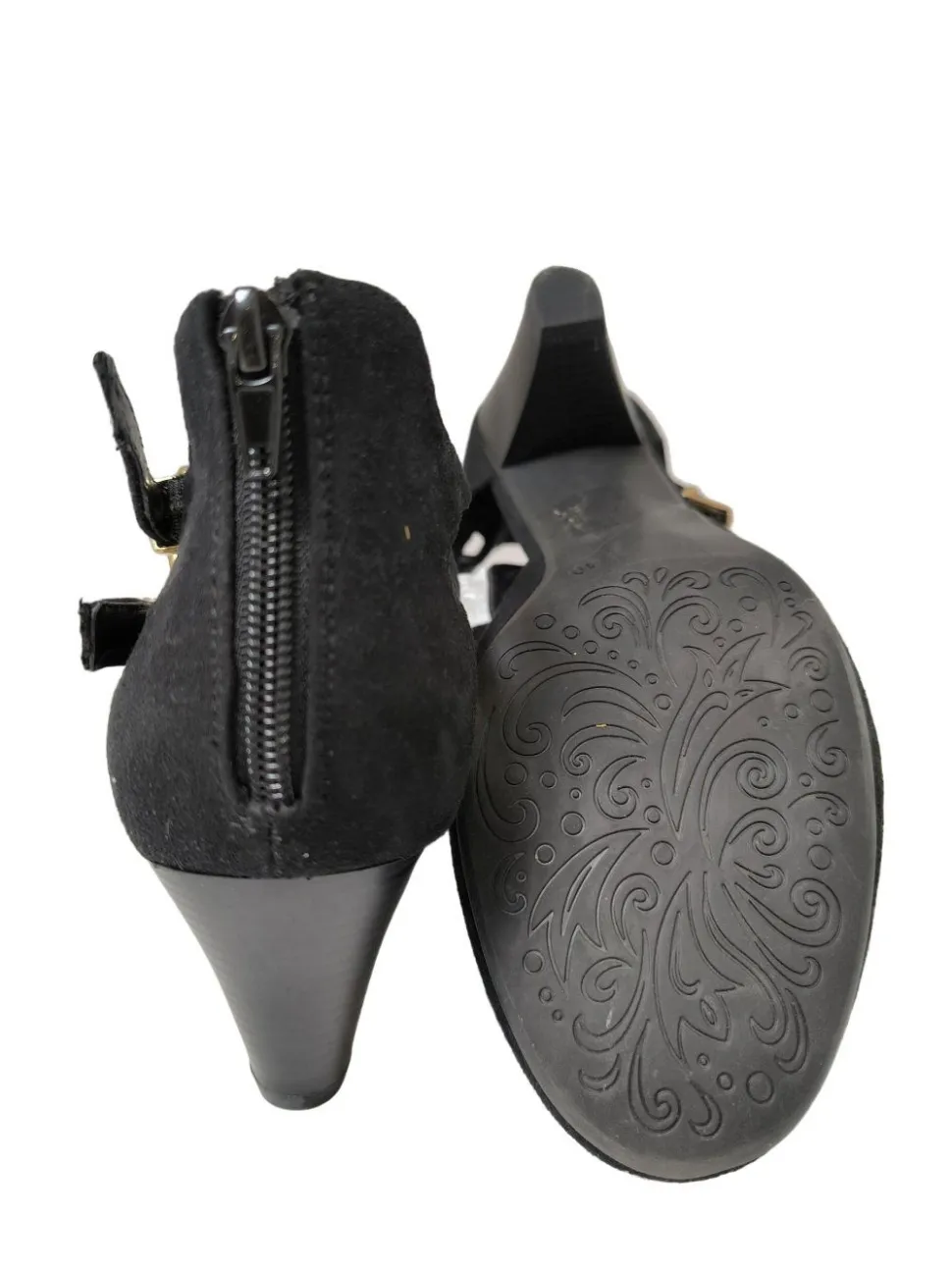 Cut-Out-Stiefeletten Größe 40