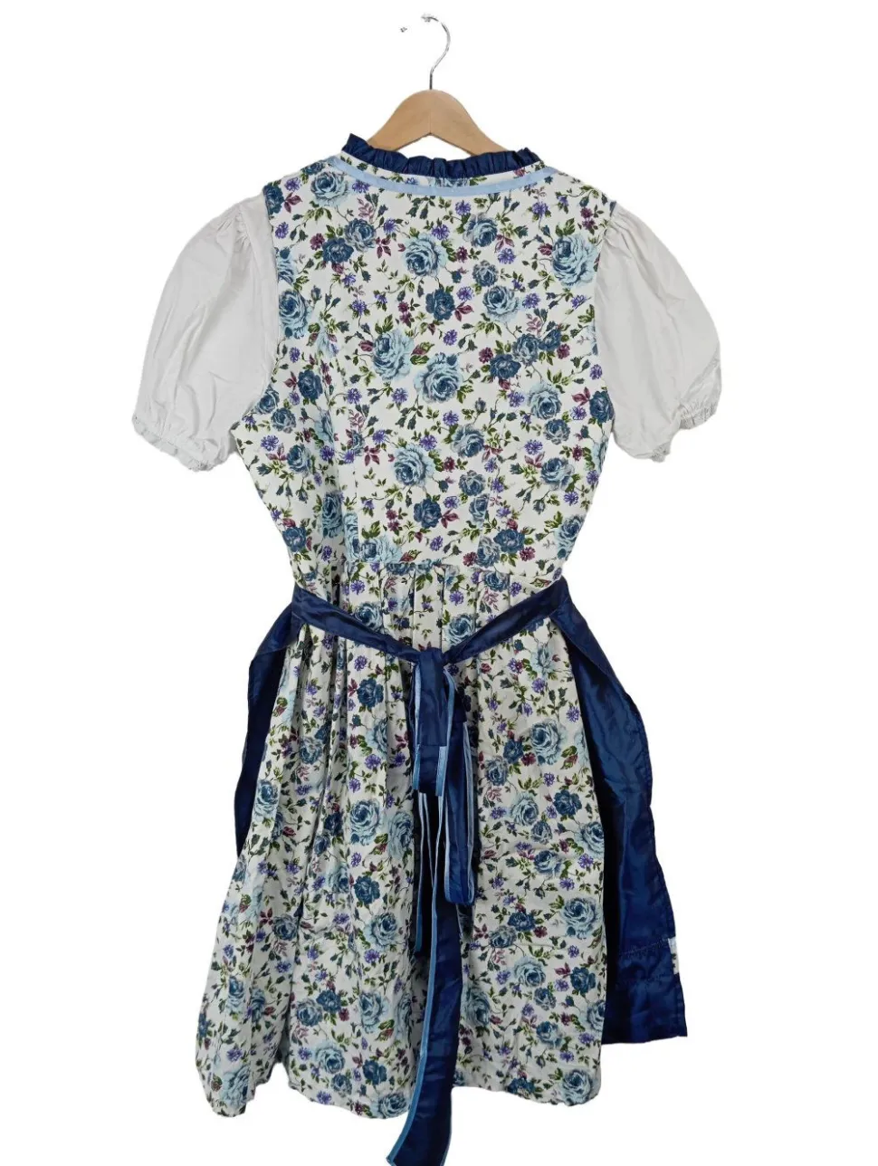 Dirndl Größe 42