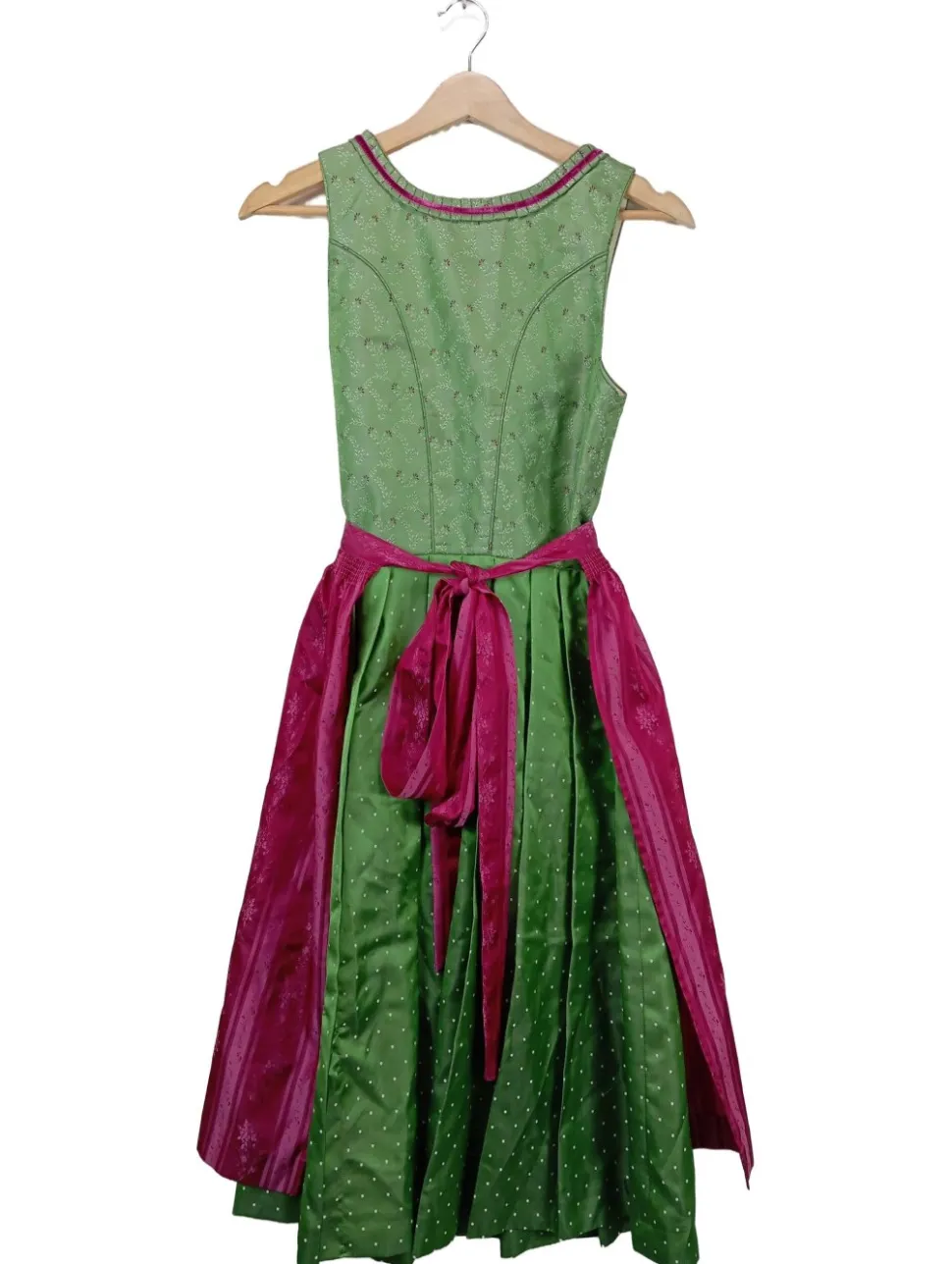 Dirndl Größe 38