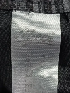 Glockenrock Größe 40