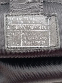 Halbstiefel Größe 39