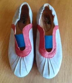 Hausschuhe Größe 39