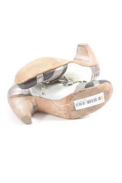 Hochfront-Pumps Größe 35