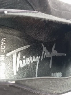 Hochfront-Pumps Größe 35