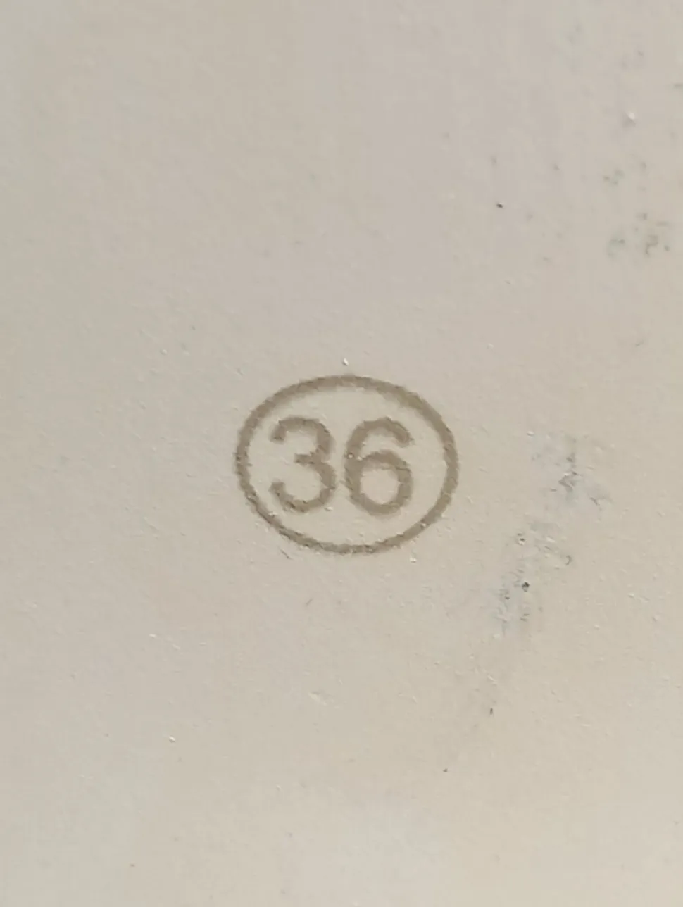 Hochfront-Pumps Größe 36