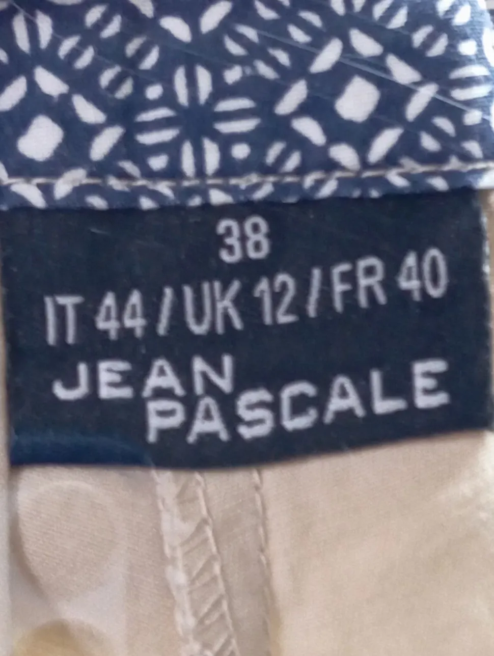 Hot Pants Größe 38