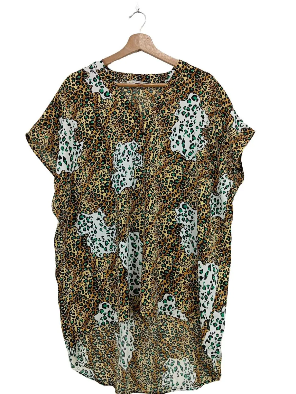 Kurzarm-Bluse Größe 44