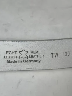 Ledergürtel Größe 100