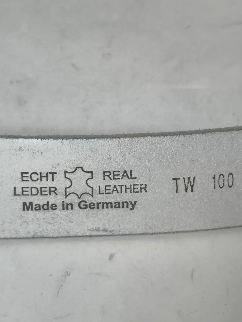 Ledergürtel Größe 100