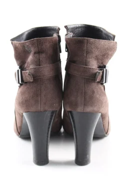 Reißverschluss-Stiefeletten Größe 39
