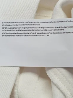 Röhrenhose Größe 34