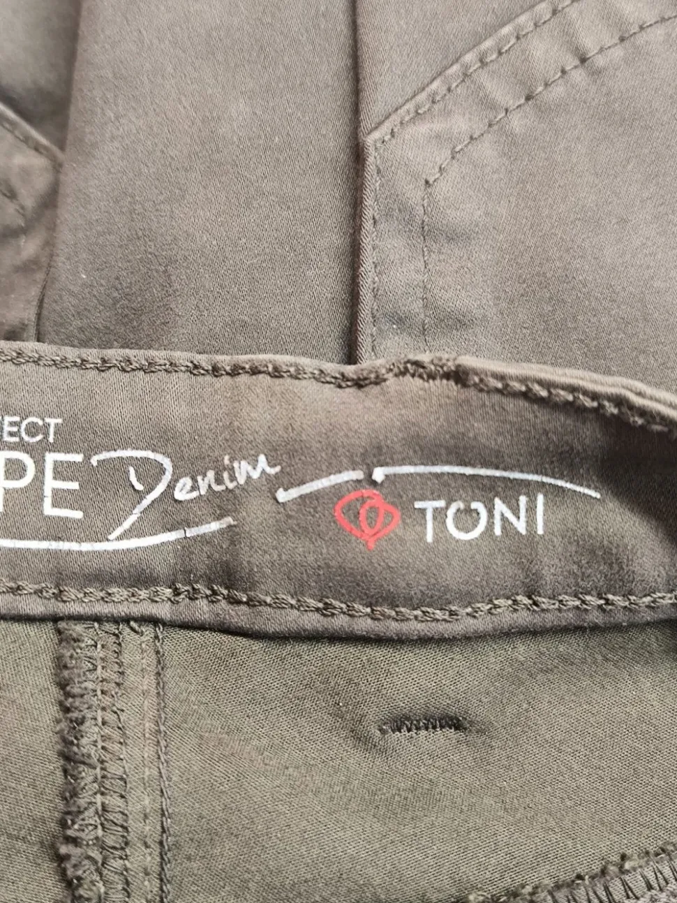 Röhrenjeans Größe 38