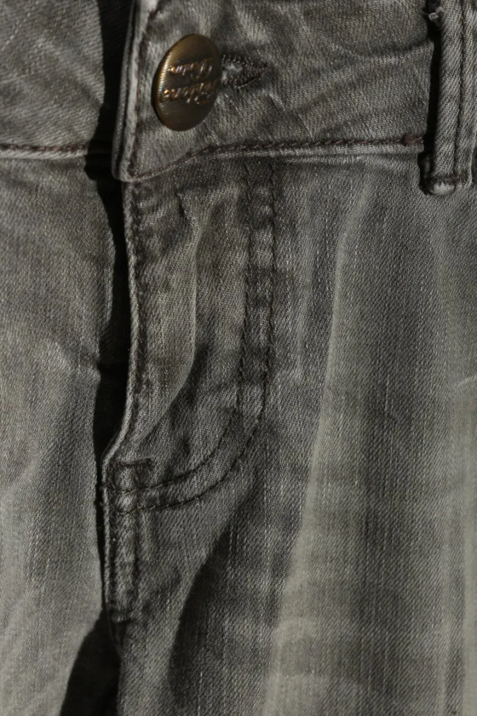 Röhrenjeans Größe 38