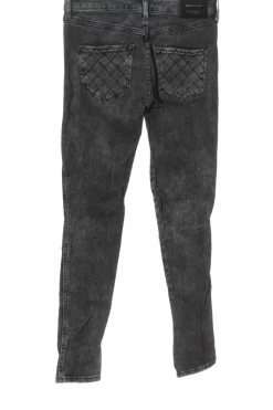 Röhrenjeans Größe 36