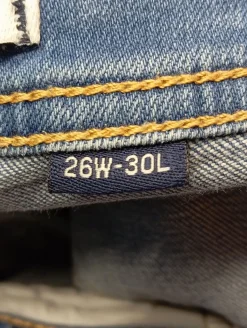 Röhrenjeans Größe 36