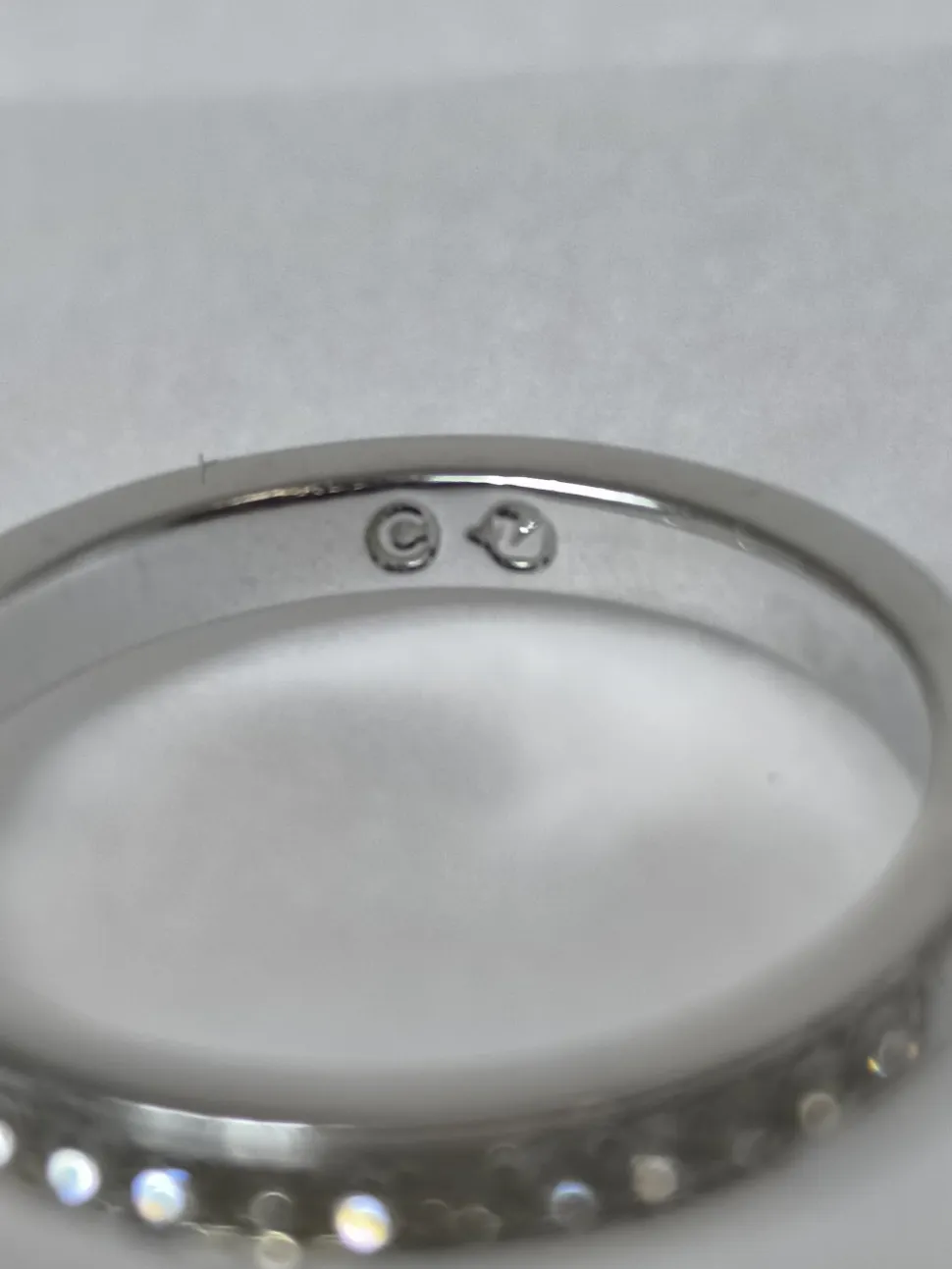 Ring mit Zierstein Größe 55