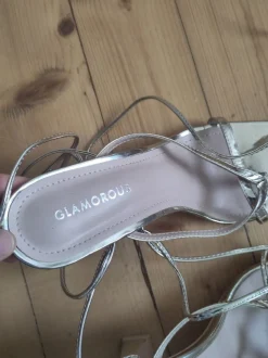 Sandaletten Größe 37