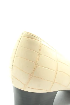 Schlüpfschuhe Größe 37