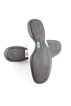 Schlüpfschuhe Größe 36