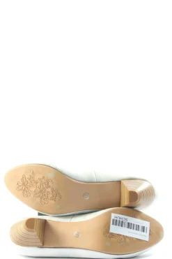 Schlüpfschuhe Größe 37