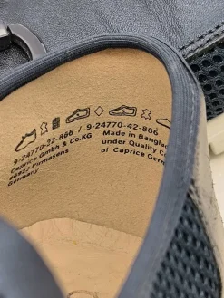 Schlüpfsneaker Größe 40