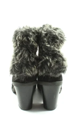 Schlüpf-Stiefeletten Größe 38