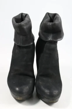 Schlüpf-Stiefeletten Größe 37