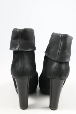 Schlüpf-Stiefeletten Größe 37