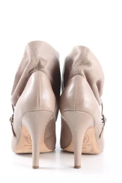 Schlüpf-Stiefeletten Größe 39