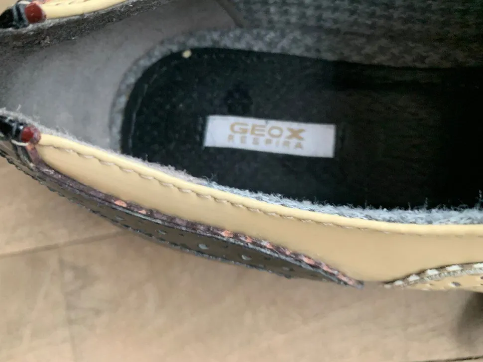 Schnürschuhe Größe 40