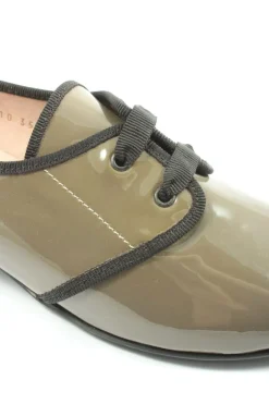 Schnürschuhe Größe 35,5