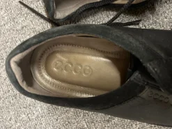 Schnürschuhe Größe 40