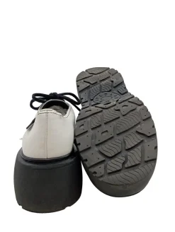 Schnürschuhe Größe 38