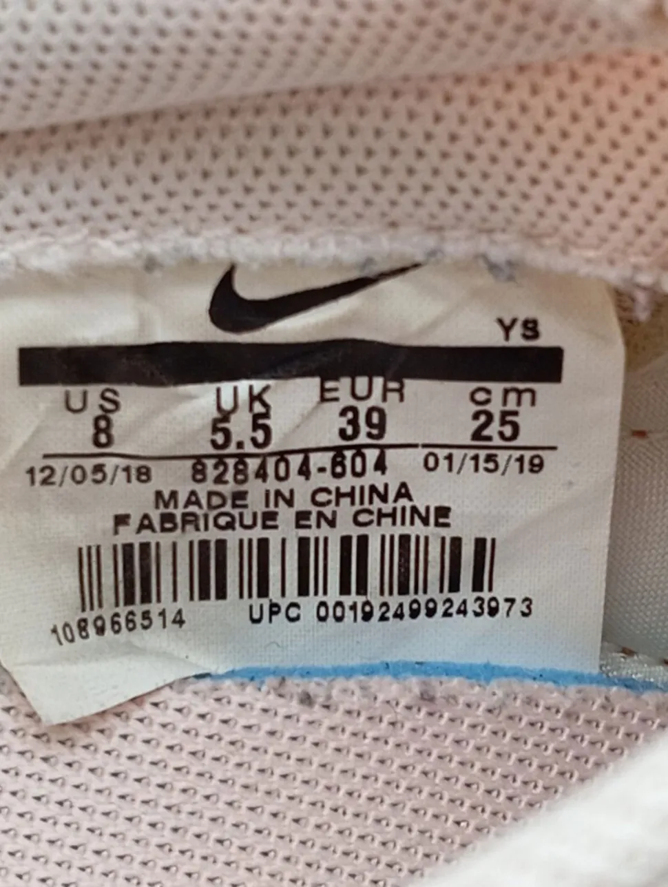 Schnürsneaker Größe 39