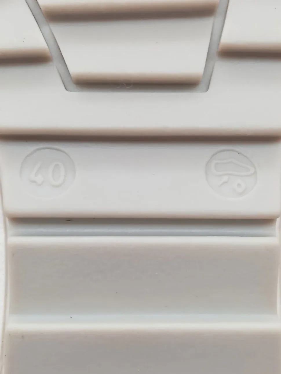 Schnürsneaker Größe 40