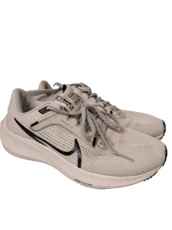 Schnürsneaker Größe 39