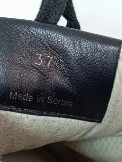 Schnürsneaker Größe 37