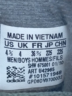 Schnürsneaker Größe 37