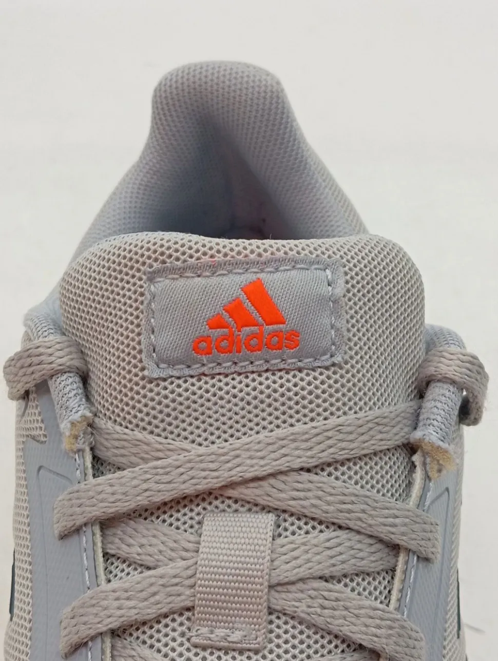 Schnürsneaker Größe 39