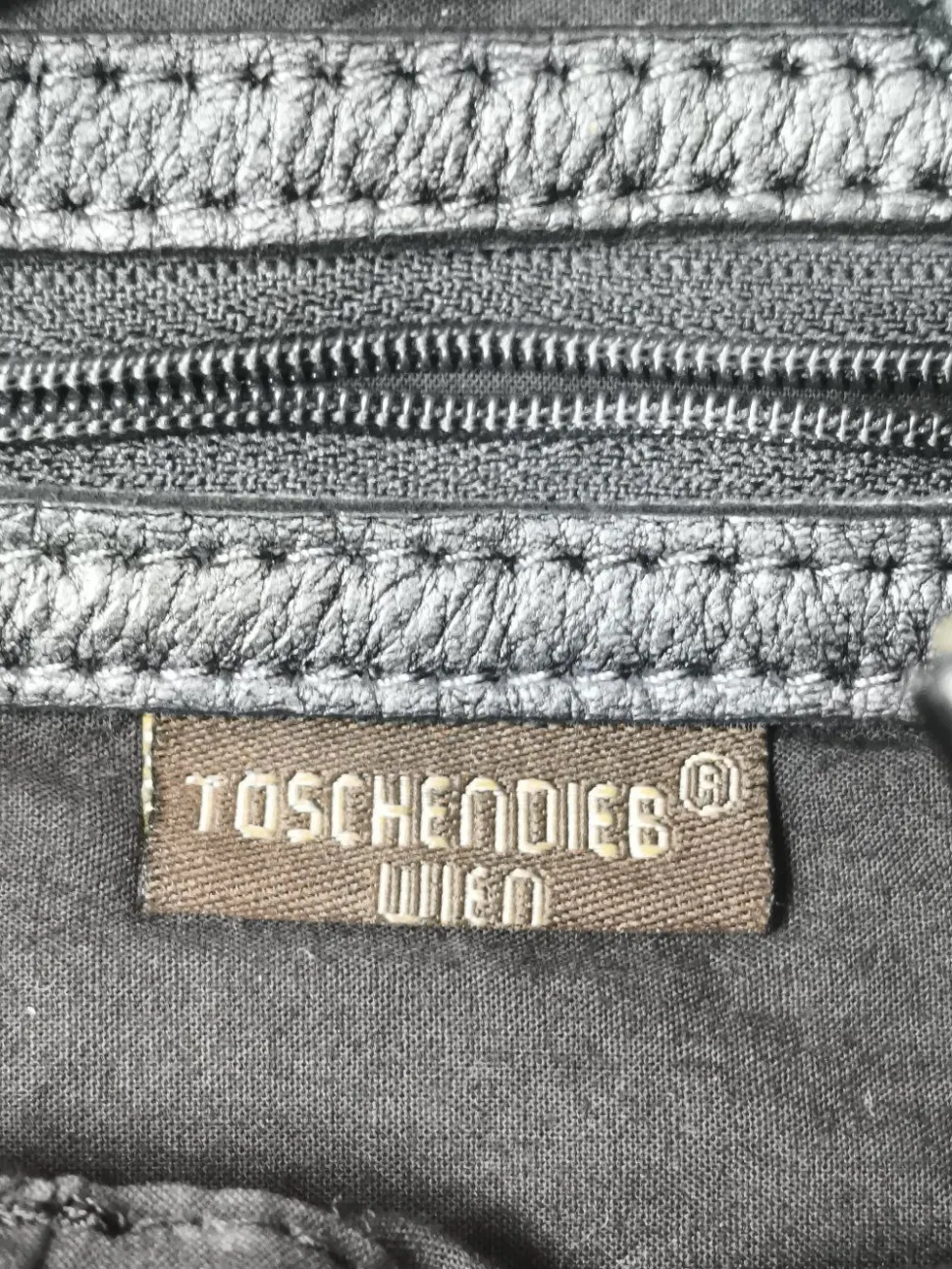 Schultertasche