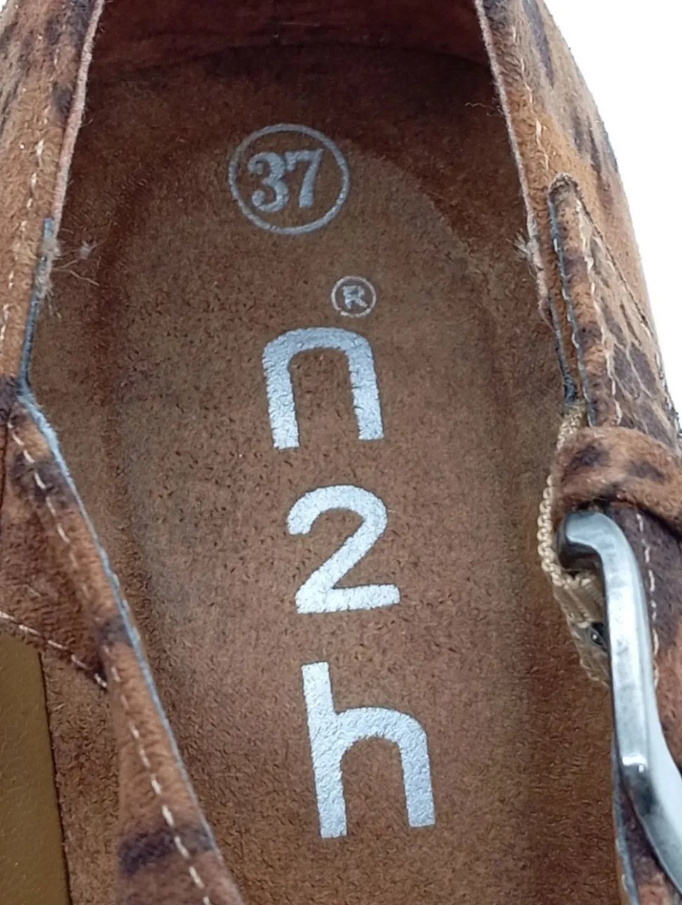 Spitz-Pumps Größe 37