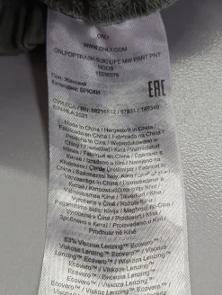 Sporthose Größe 40