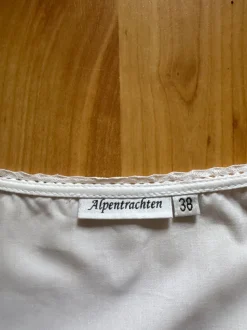 Trachtenbluse Größe 38