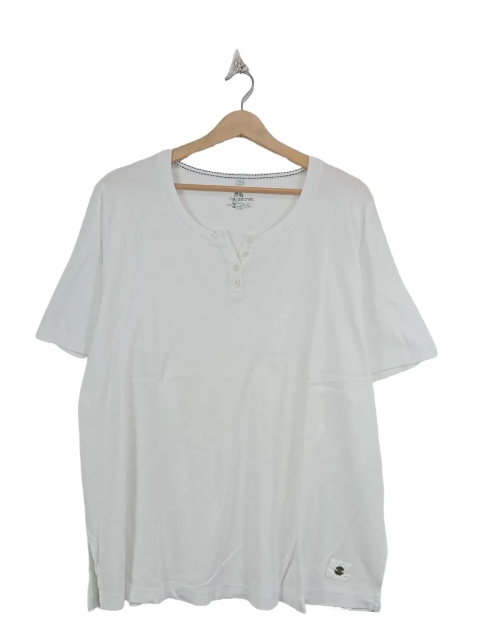 V-Ausschnitt-Shirt Größe 52